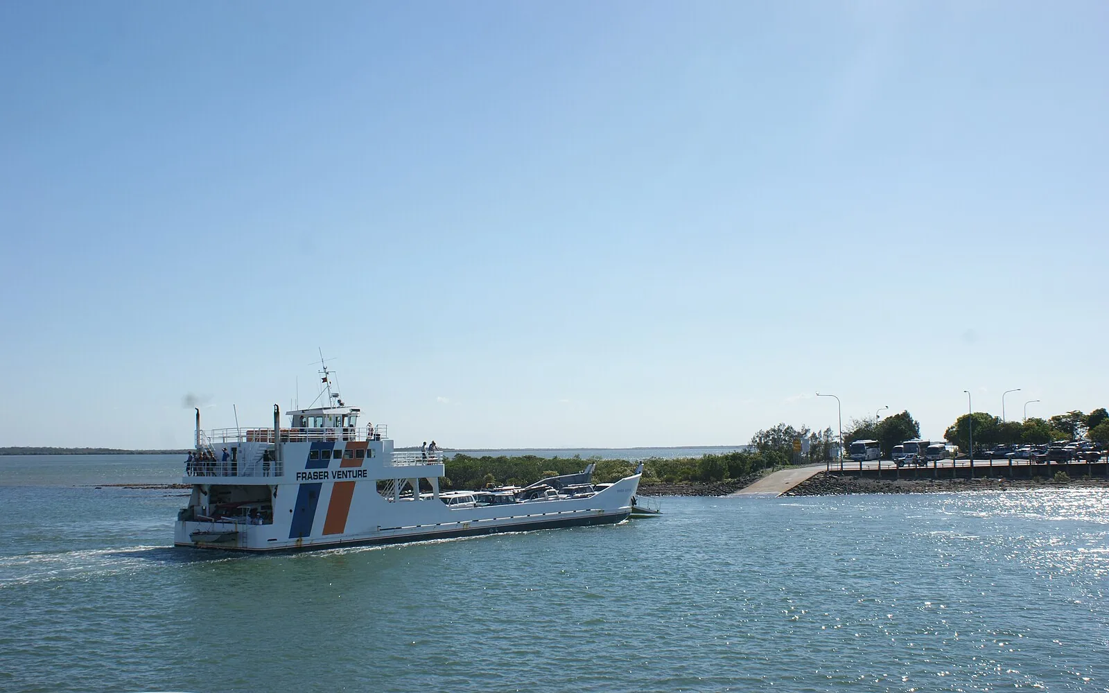 Vehicle barge approaching River Heads